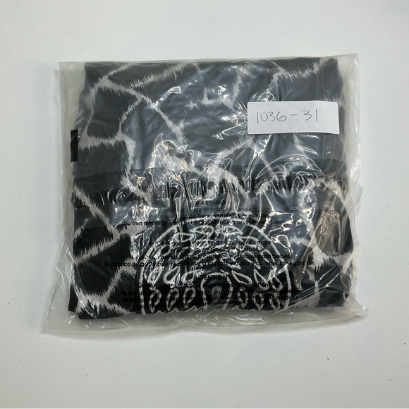 INC International Concepts Long Sleeve Blouse with Clasp Closure in Front Size S - Picture 8 of 8